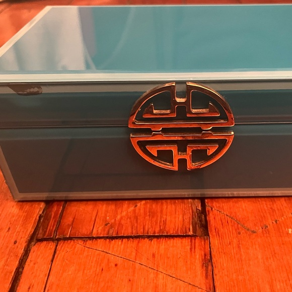 Jewelry Box 💙 - Picture 6 of 6